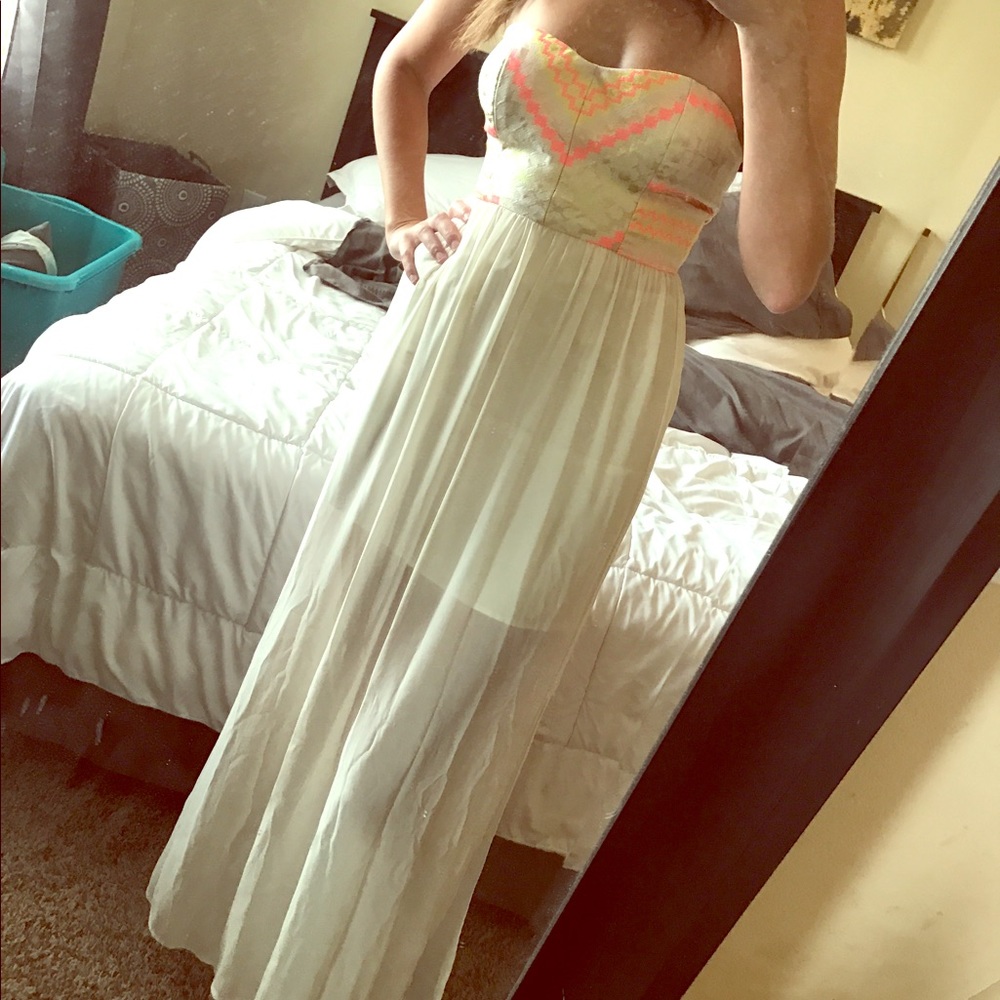 GB Aztec Print Strapless Maxi