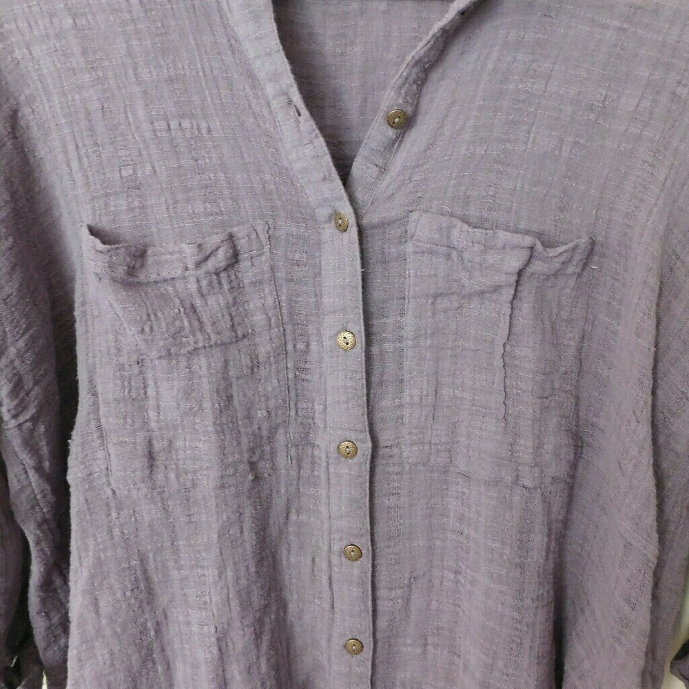 *SOLD* Free People Gray Button Down Blouse - Picture 4 of 7