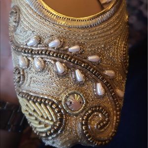 Punjabi flat boots