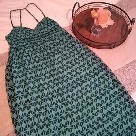 EUC - ROXY MAXI DRESS - Picture 4 of 8