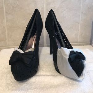 BRAND NEW BLACK HEELS WITH BOW AND FLOWER CUT OUTS