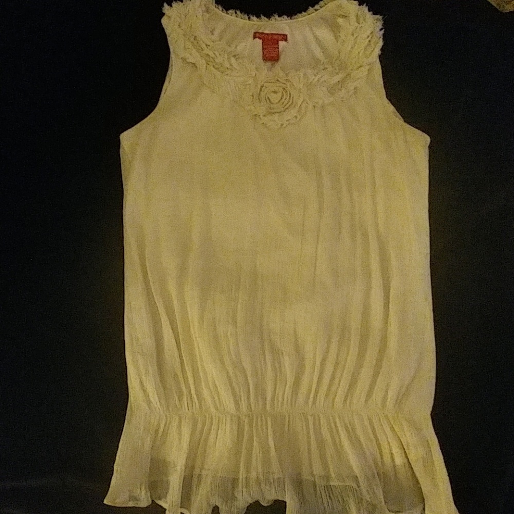 Beautiful Sleeveless Lined Cream Top in XL