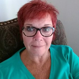 Meet your Posher, Janet