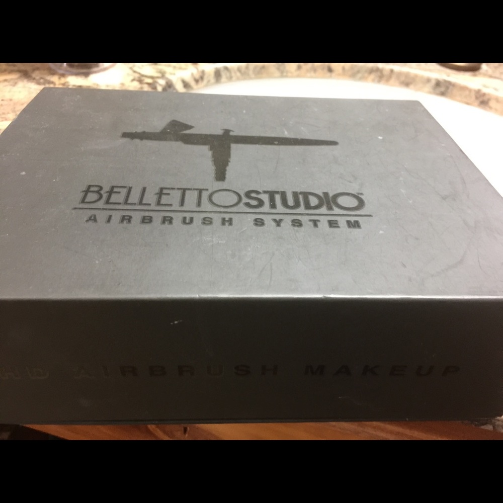 Belletto Studio HD Airbrush Makeup Compressor Kit