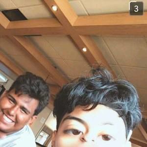 Meet your Posher, Rogelio