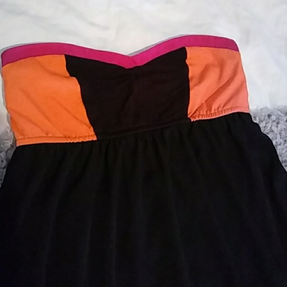 EUC - HURLEY DRESS - Picture 2 of 5