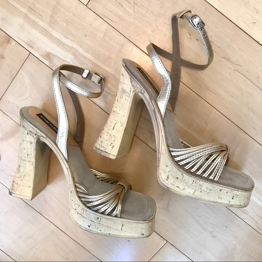 Candies Gold Leather Strappy NEW Platform Cork Sandals 8 metallic high heel RARE - Picture 1 of 4