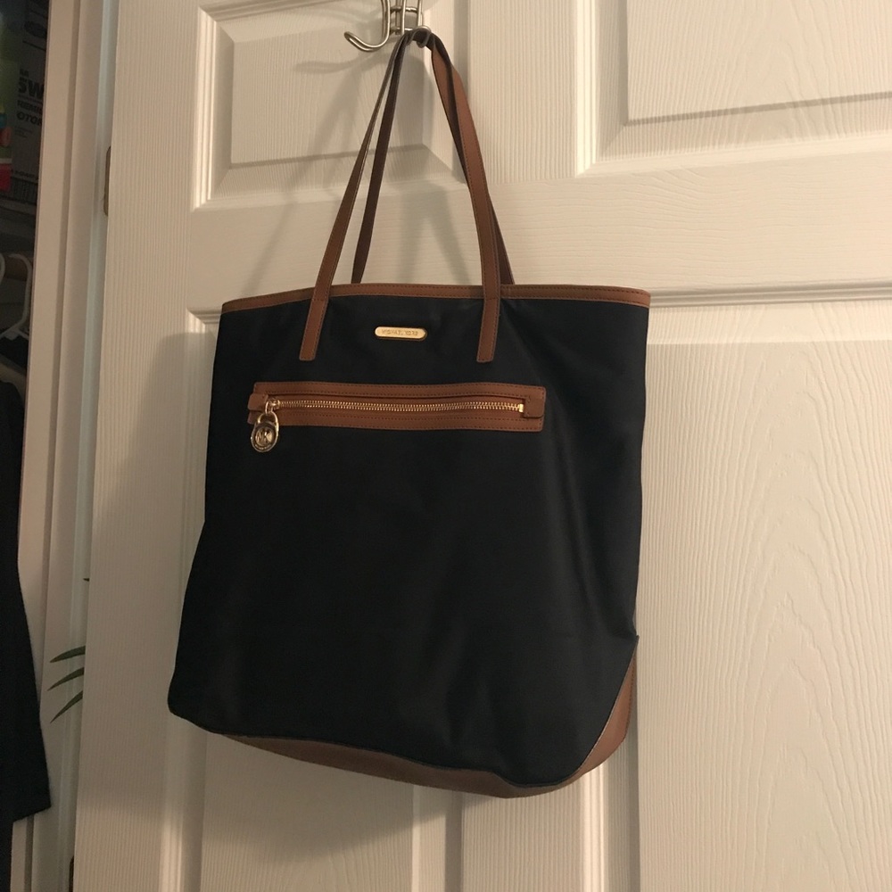 Black & Brown - Michael Kors Tote