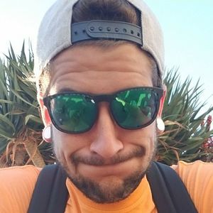 Meet your Posher, Kenneth