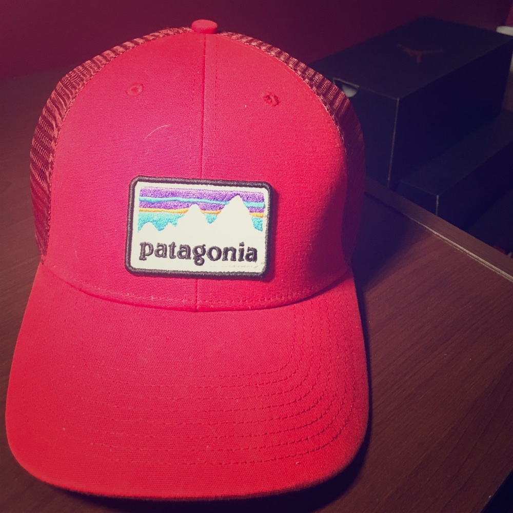 Mens red Patagonia hat. SnapBack.