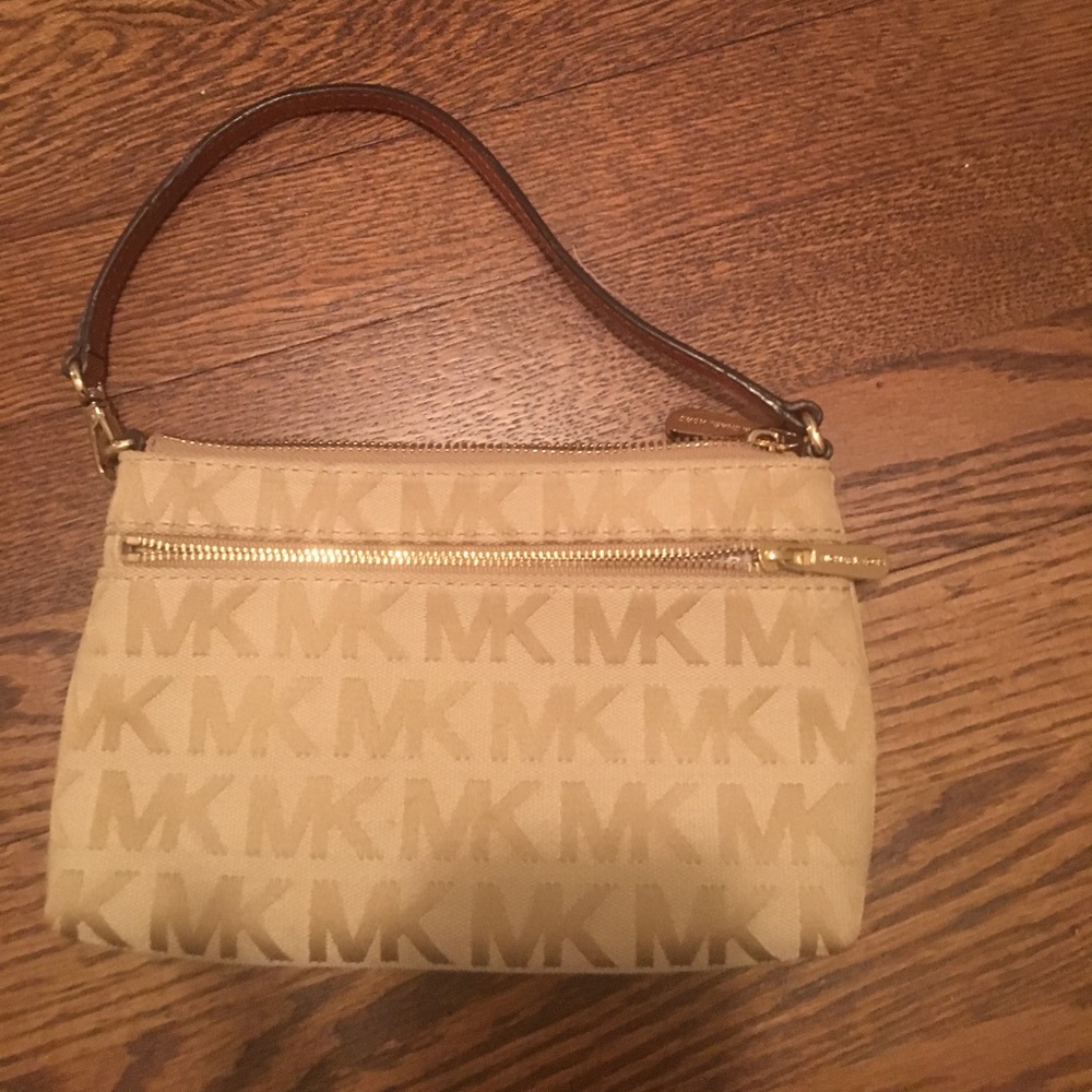 Michael Kors purse