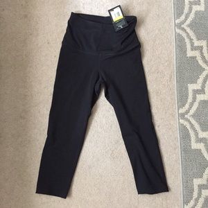 Nike High Rise Training Capris