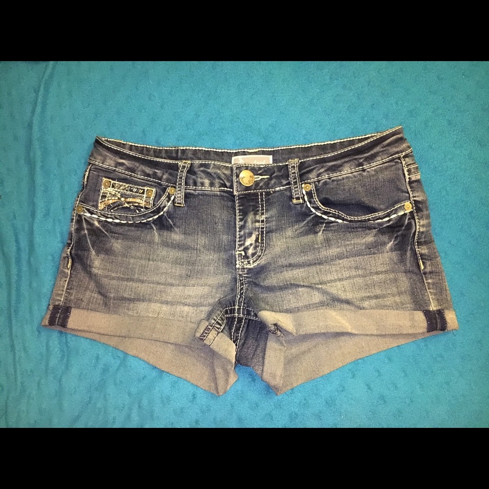 Super Cute SoundGirl Denim Shorts- Size 7