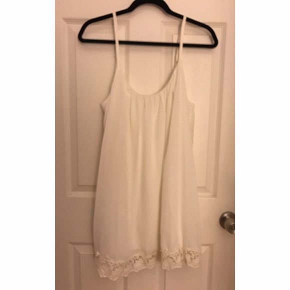 ❗️LAST CHANCE❗️ Tobi White Lace Dress - Picture 1 of 4