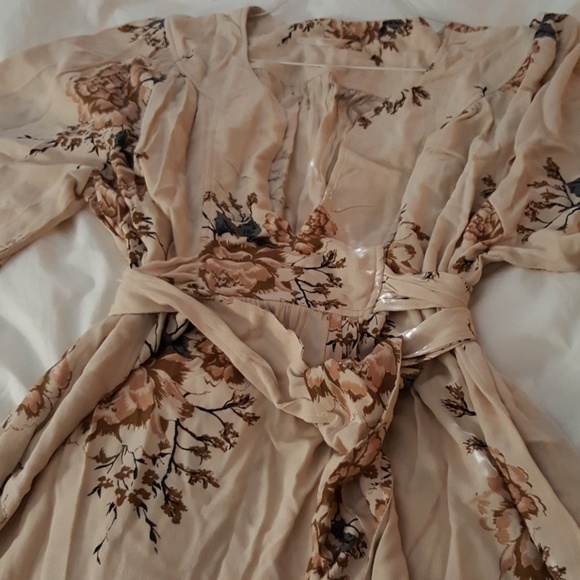 Dress - Picture 2 of 2