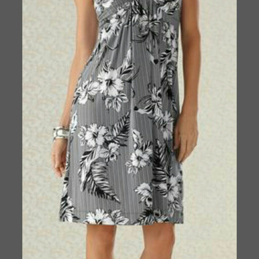 Soma Strapless Optical Dress - NWT - Size Medium