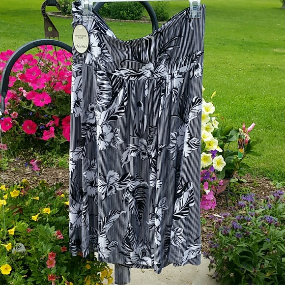 Soma Strapless Optical Dress - NWT - Size Medium - Picture 2 of 4