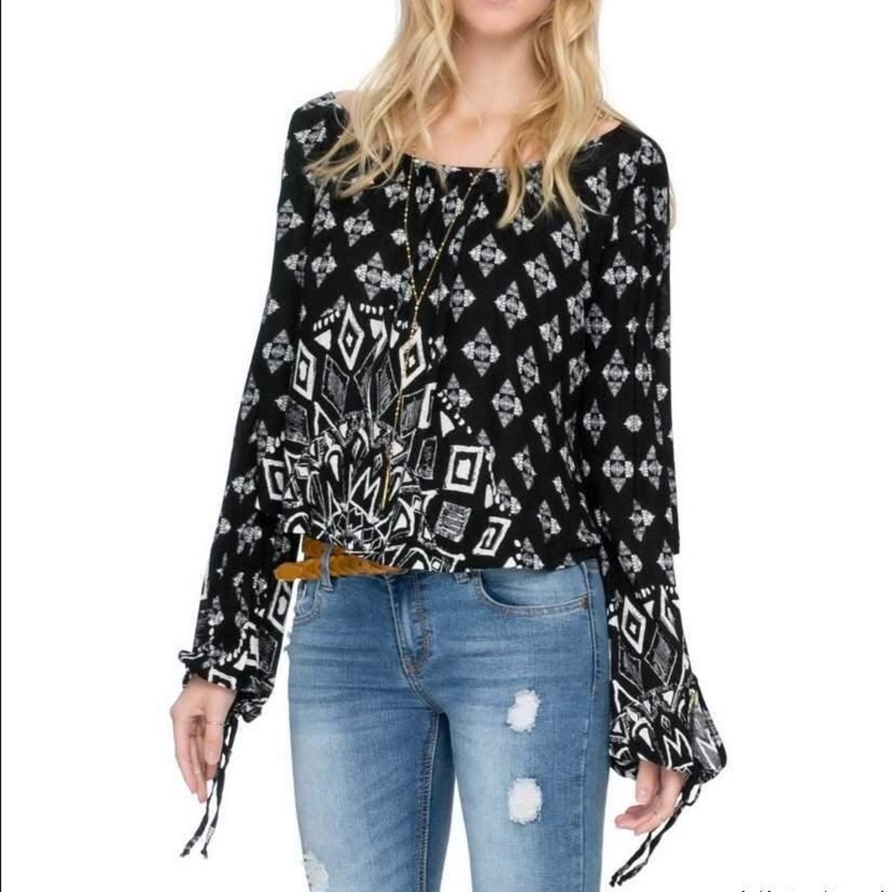 Free People black and white blouse size small