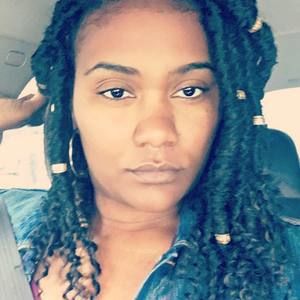 Meet your Posher, Ebony