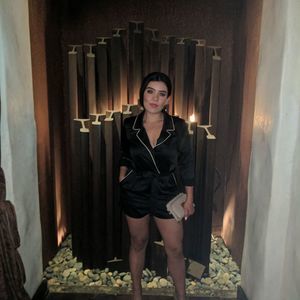 Meet your Posher, Lilly