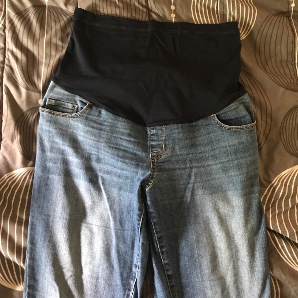 Bundle of Liz Lange for Target maternity jeans - Picture 4 of 5