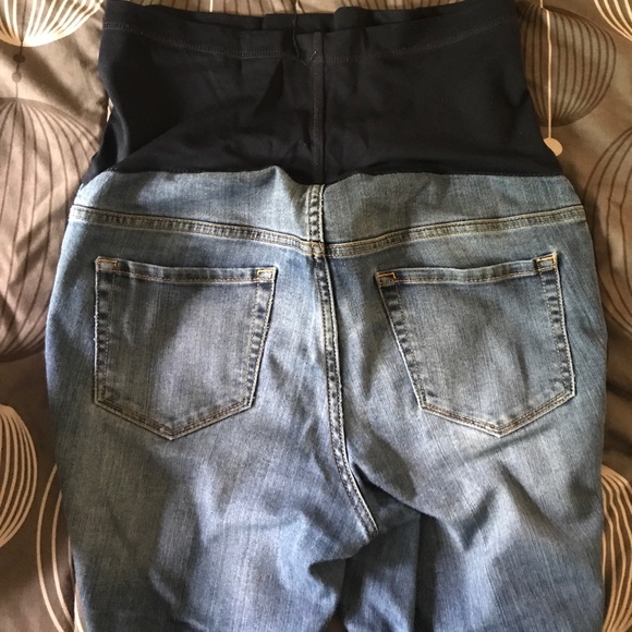 Bundle of Liz Lange for Target maternity jeans - Picture 5 of 5