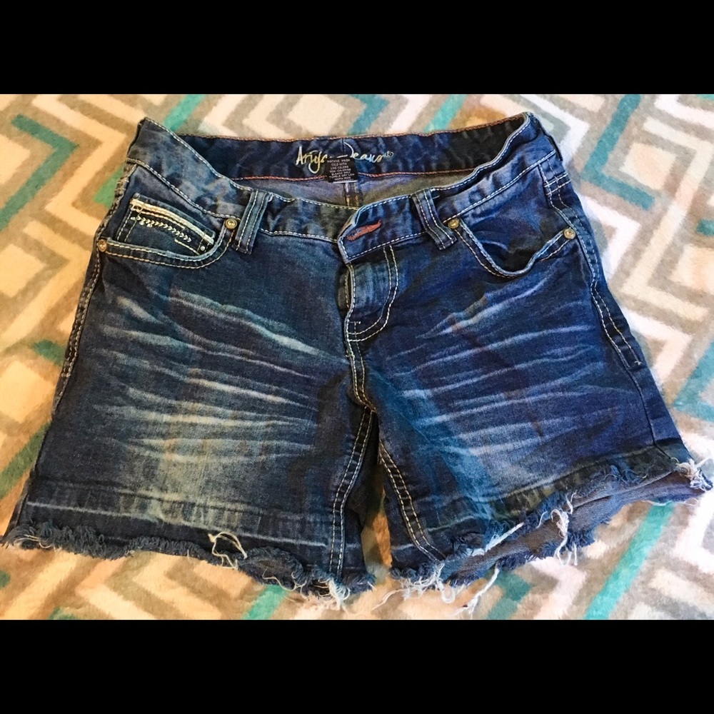Ariya jean shorts