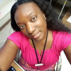 Meet your Posher, Roxanna