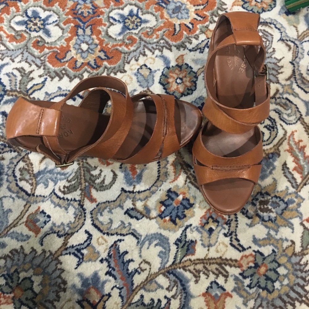 NWOT Kork-Ease wedge sandals size 10