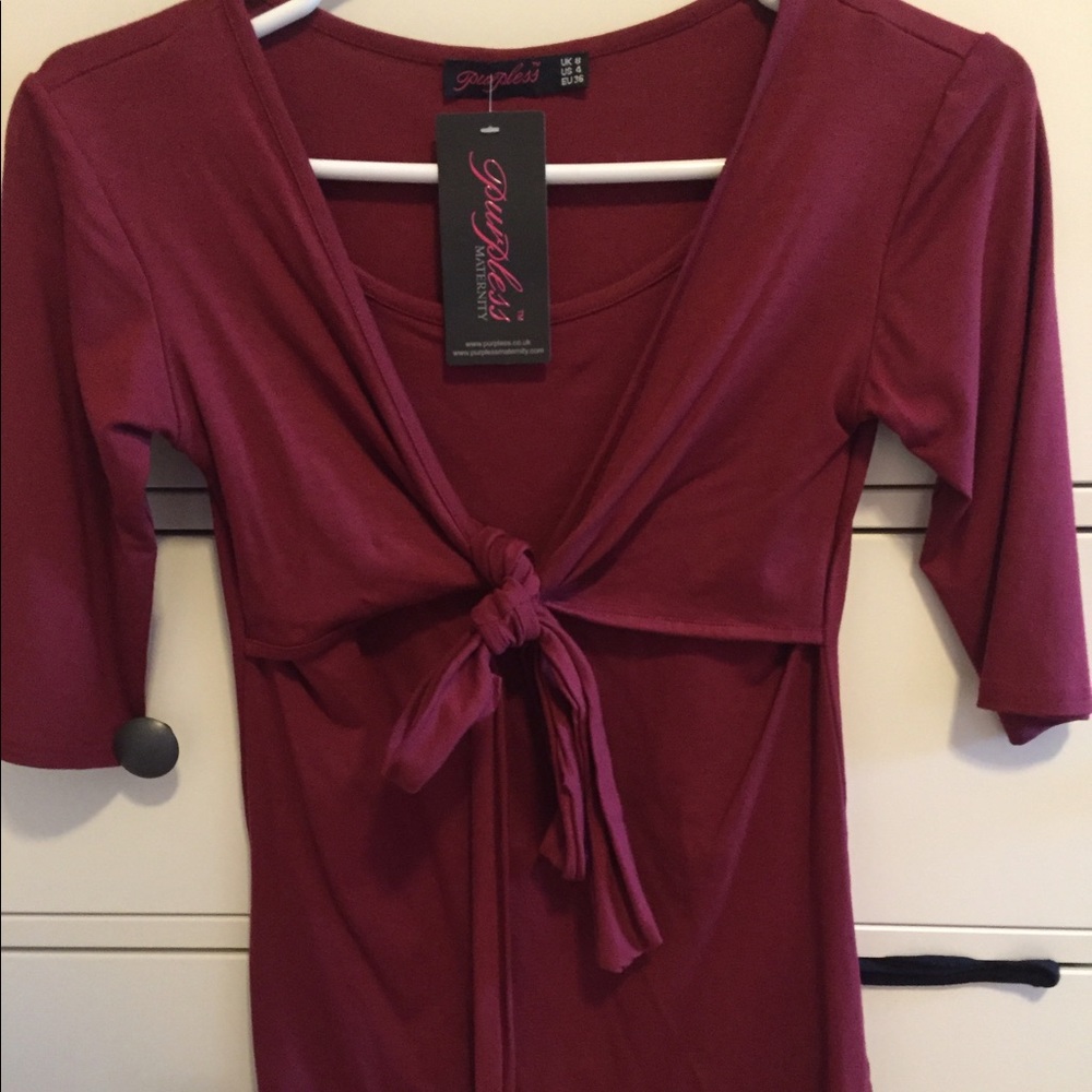 Adorable Maternity Nursing Top NWT