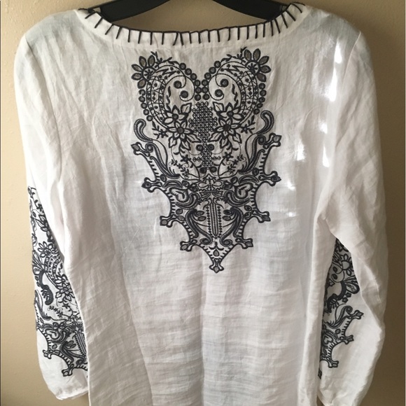 Embroidered Linen Tunic - Picture 3 of 3