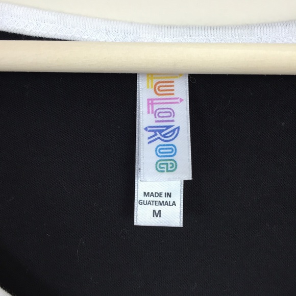 {Lularoe} Simply Comfortable Black Tee - Picture 5 of 6