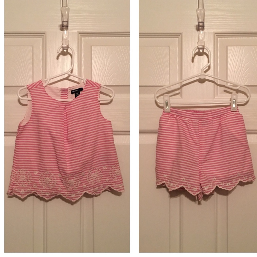 GAP Set-pink/white striped woven tank and shorts