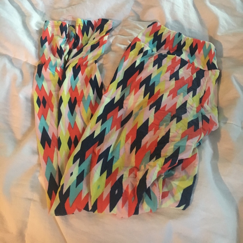 Lula Roe Os leggings -EUC