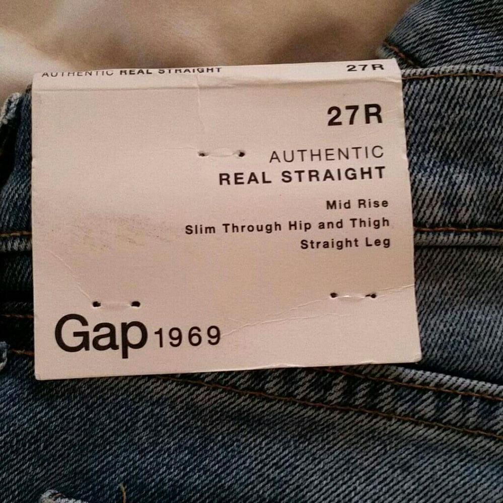 Womens GAP real straight jeans