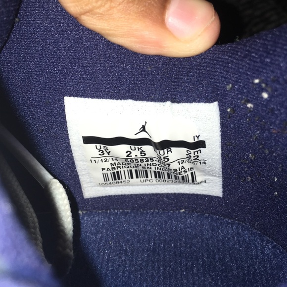 Jordan 11 Georgetown - Picture 3 of 4
