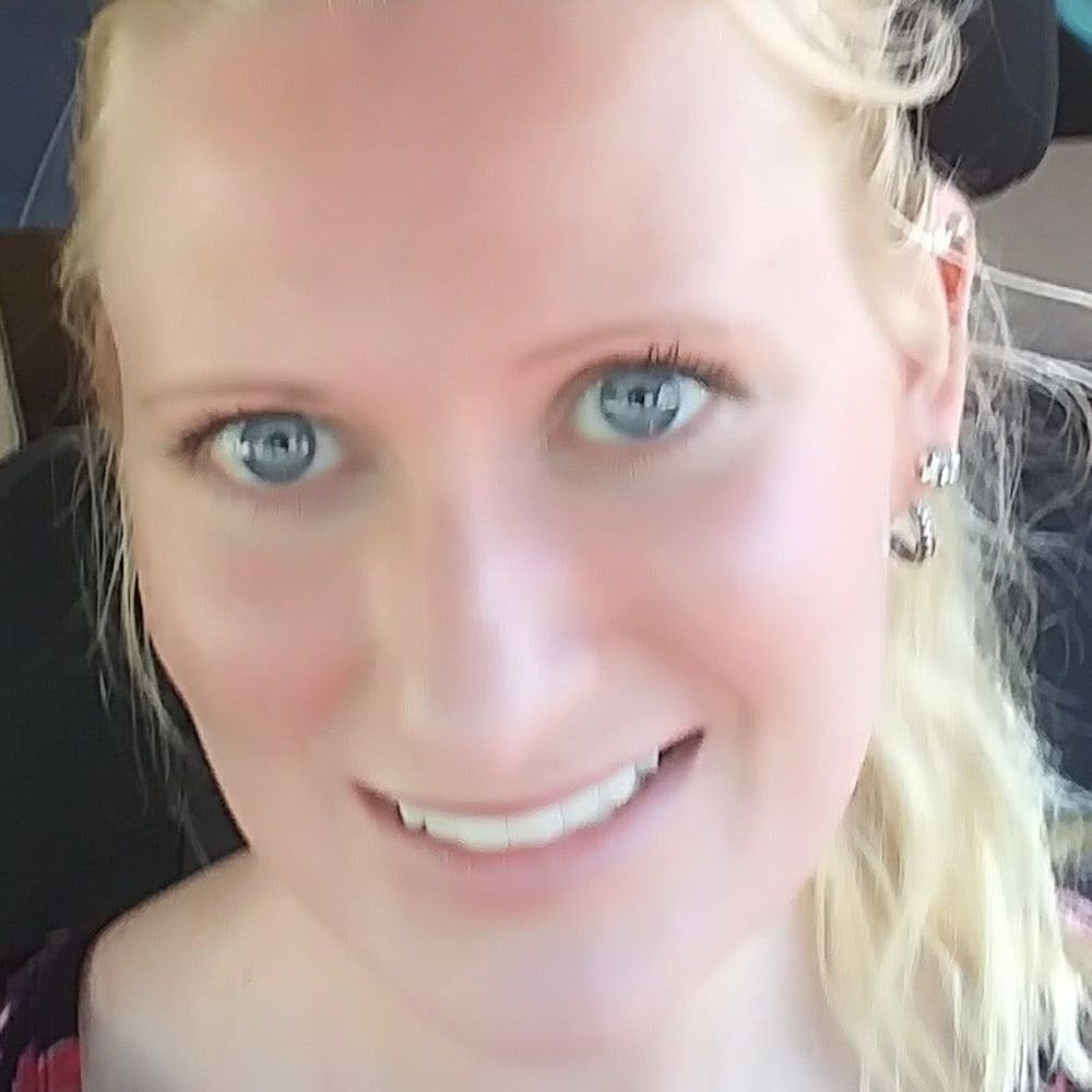 Meet your Posher, Lauren