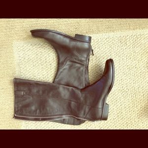 Like new tall boots