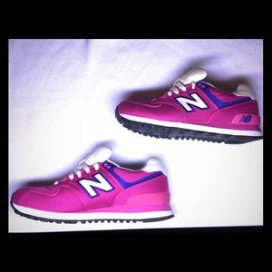 New Balance shoes (rugby pink)