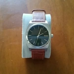 Nixon Watch