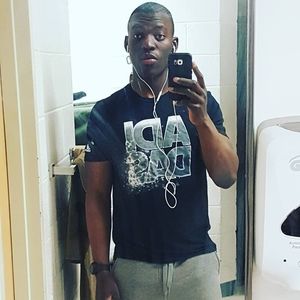 Meet your Posher, Warris