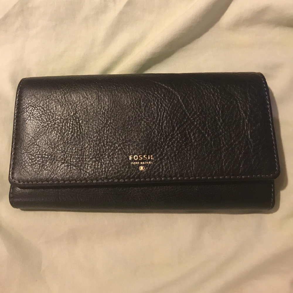 Black Fossil wallet