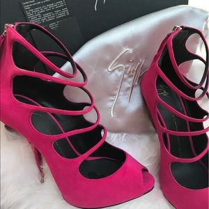 Giuseppe Zanotti multi-strap suede pumps