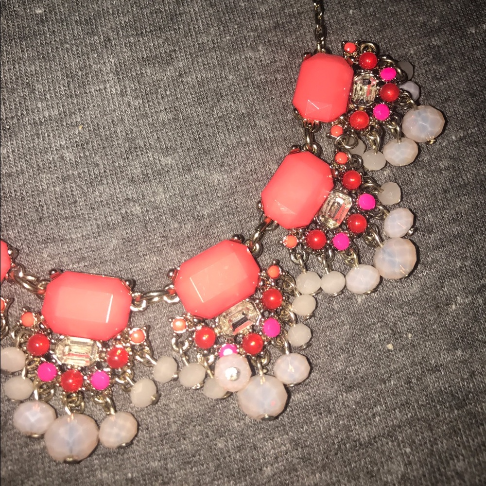 Ann taylor loft beaded statement necklace