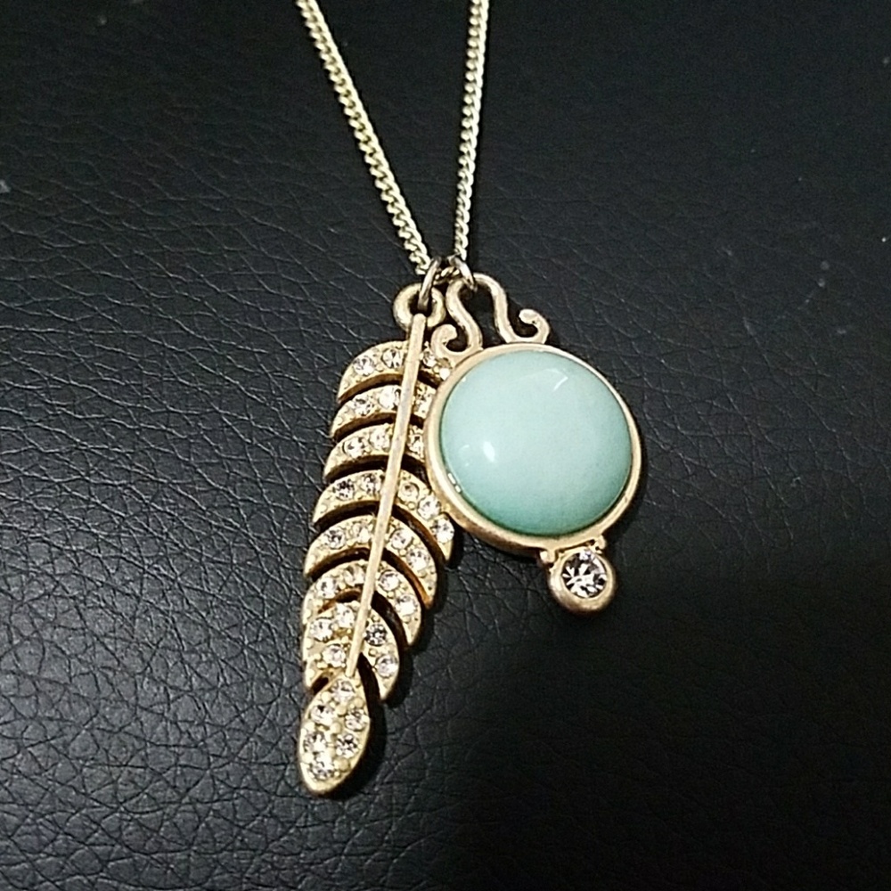 Premier Designs Mustard seed Necklace