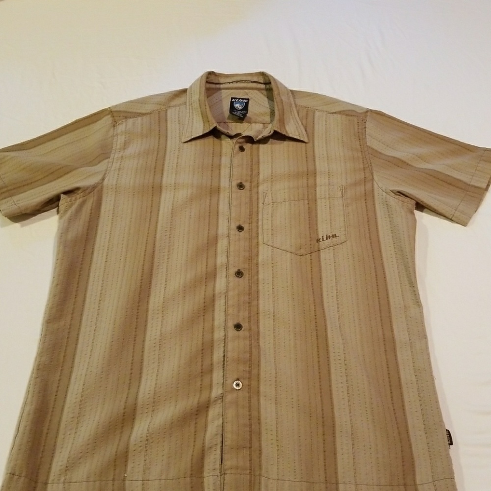 Kuhl Shirt casual and dressed up in one shirt!