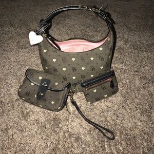 Dooney and Bourke bucket bag and accessories