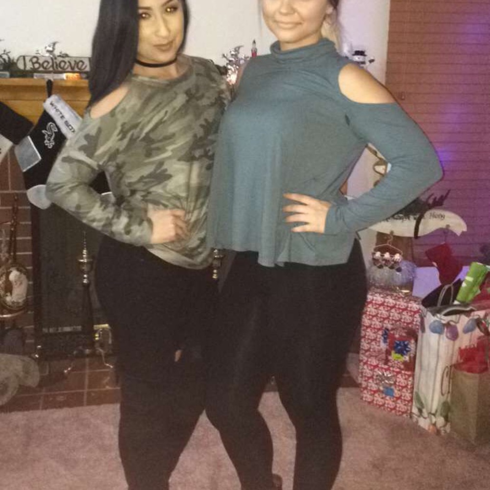 Cut Out Shoulder Long Sleeve Shirt