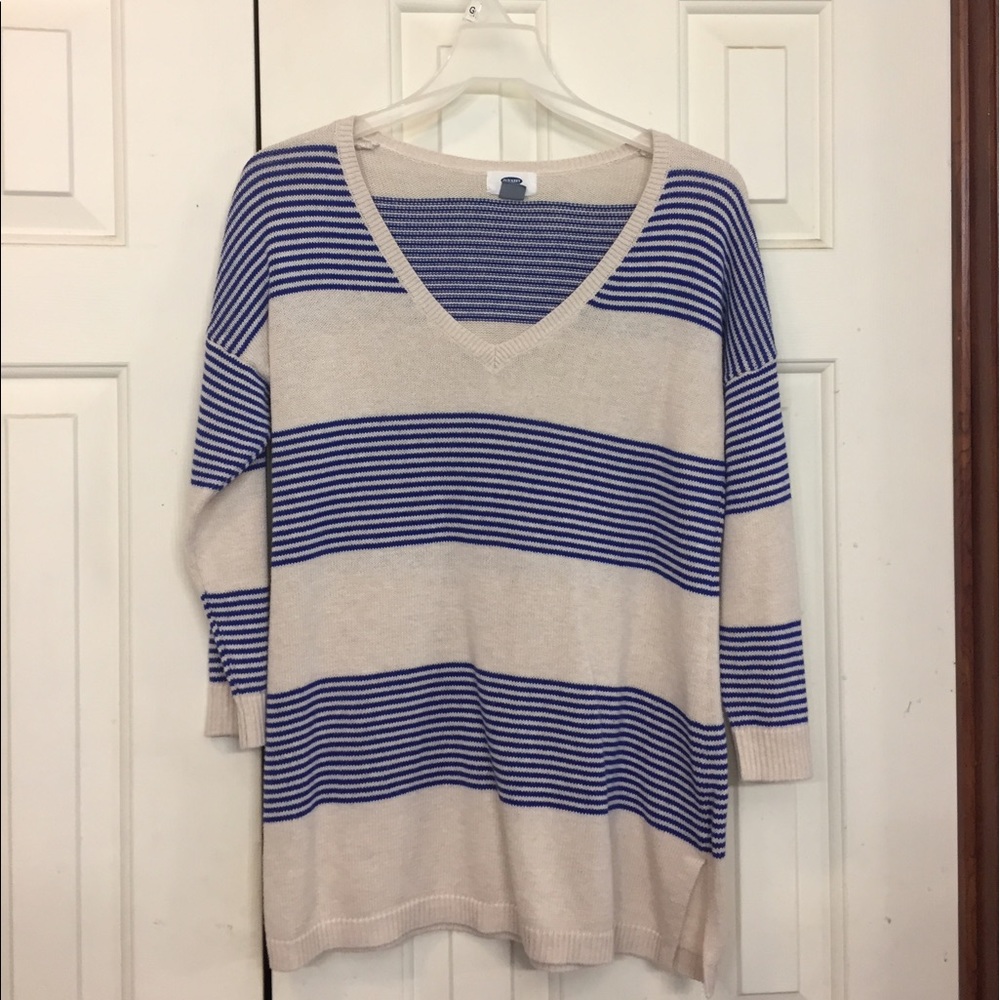 Old Navy Sweater