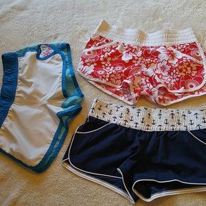 3 pairs short board shorts